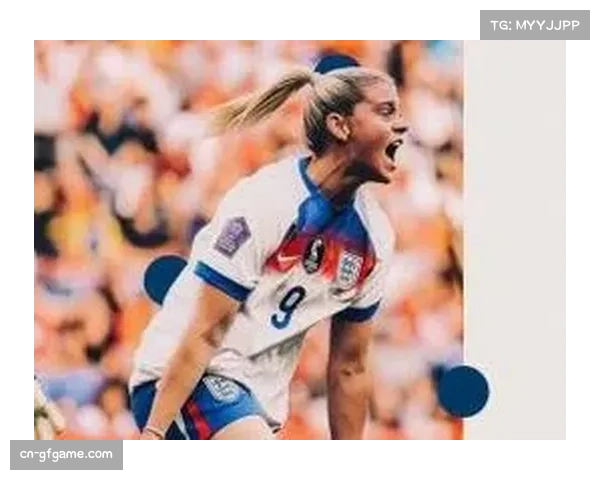 巴黎圣日耳曼女足崛起 男队女队双向发展成就均衡辉煌