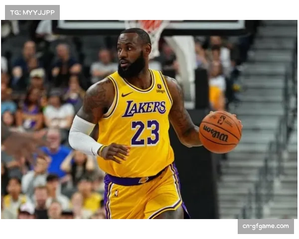 湖人防守崩盘暴露深层危机，雷迪克直言球队“烂透了”